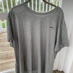 Nike Dri Fit T-shirt